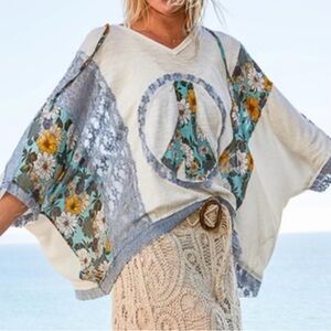 POL Boho Floral Print Peace Patch Color Block Top 
Size Medium